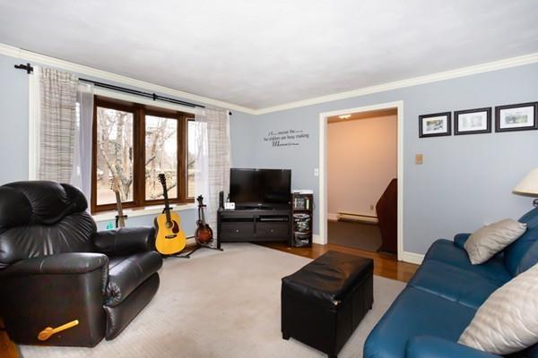 77 Neck Hill Road Mendon, MA 01756 - Photo 11 of 24 Gallery Image 11