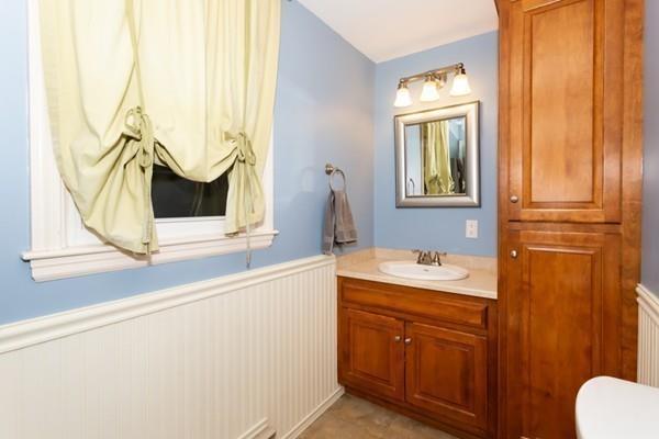 77 Neck Hill Road Mendon, MA 01756 - Photo 15 of 24 Gallery Image 15