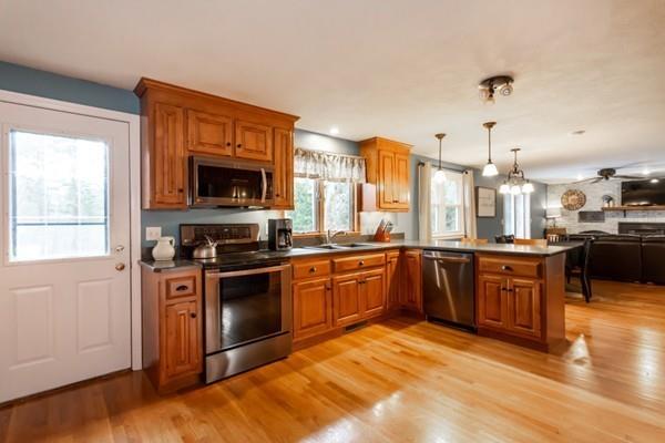77 Neck Hill Road Mendon, MA 01756 - Photo 3 of 24 Gallery Image 3