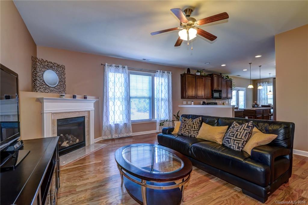 11107 Greenhead View Road Charlotte, NC 28262 - Photo 6 of 24 Gallery Image 6