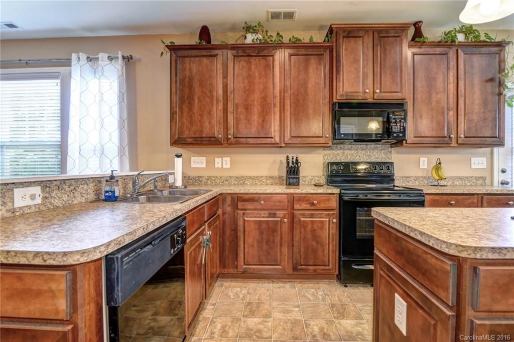 11107 Greenhead View Road Charlotte, NC 28262 - Photo 8 of 24 Gallery Image 8