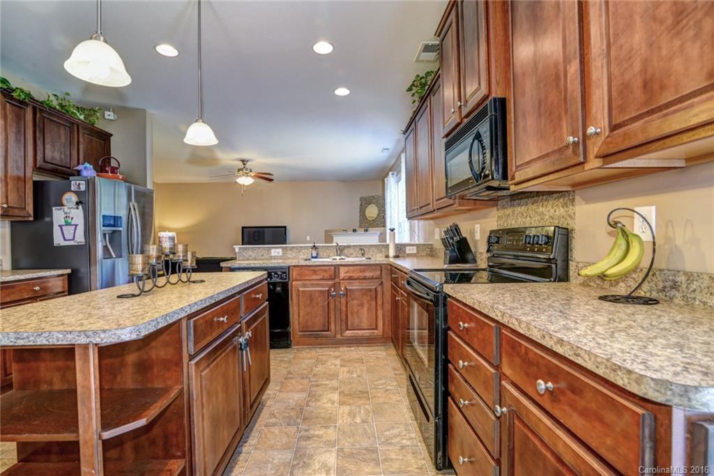 11107 Greenhead View Road Charlotte, NC 28262 - Photo 9 of 24 Gallery Image 9