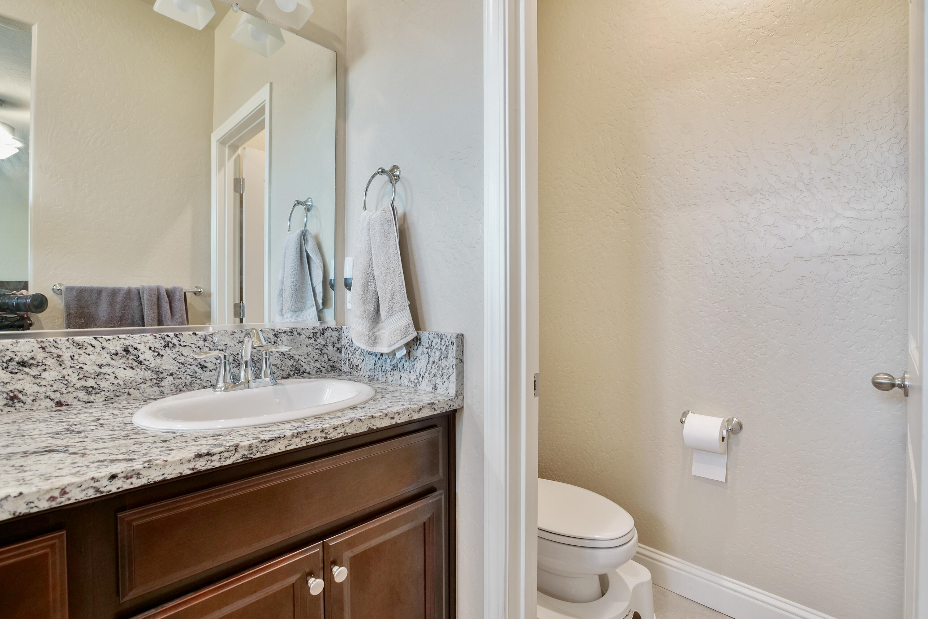 636 Strada Street Lemoore, CA 93245 - Photo 25 of 32 P1136388