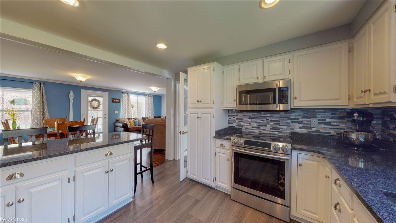 3408 East Cook Road Grand Blanc, MI 48439 - Photo 19 of 48