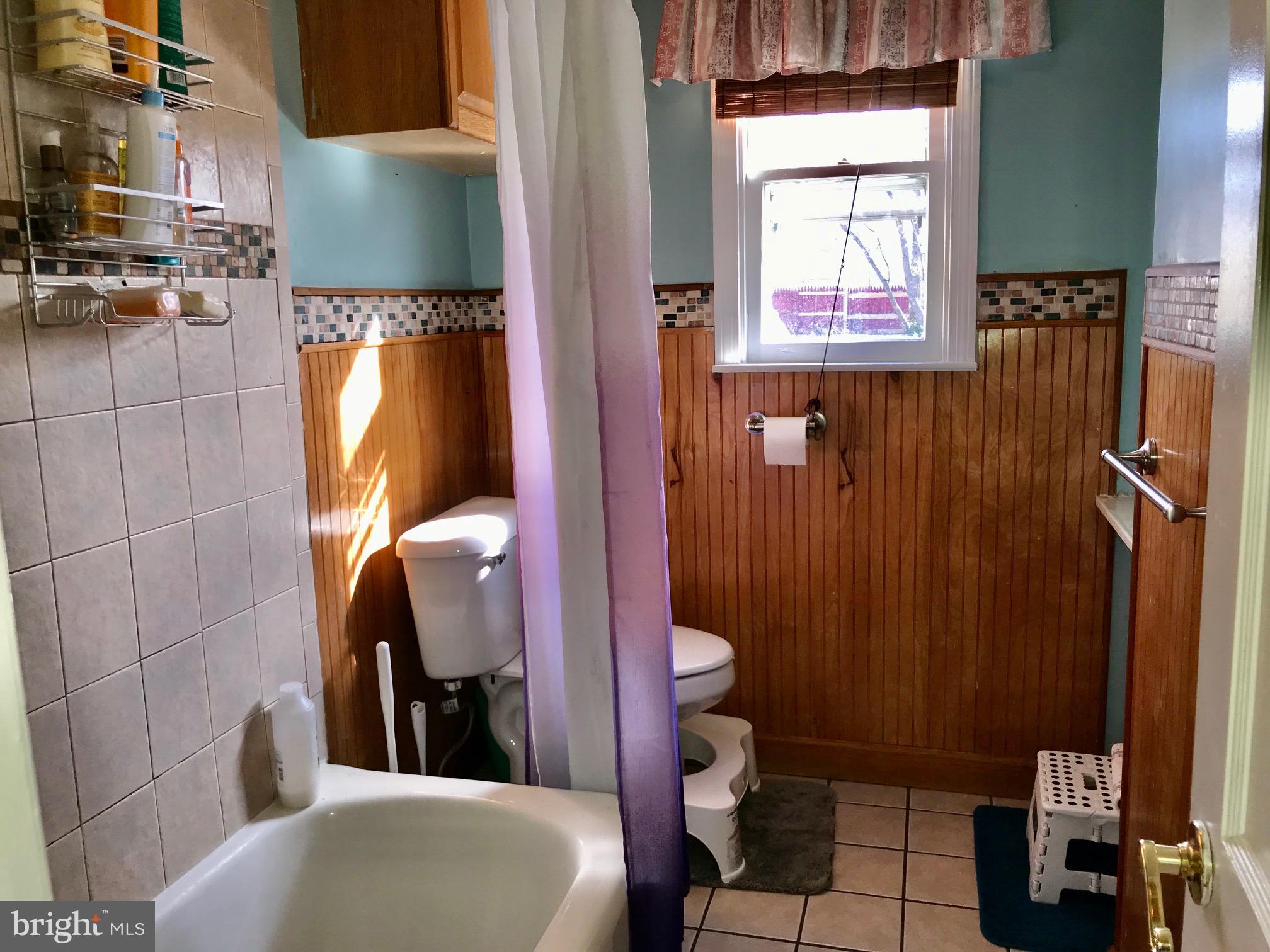 307 Edwards Drive Brookhaven, PA 19015 - Photo 16 of 33