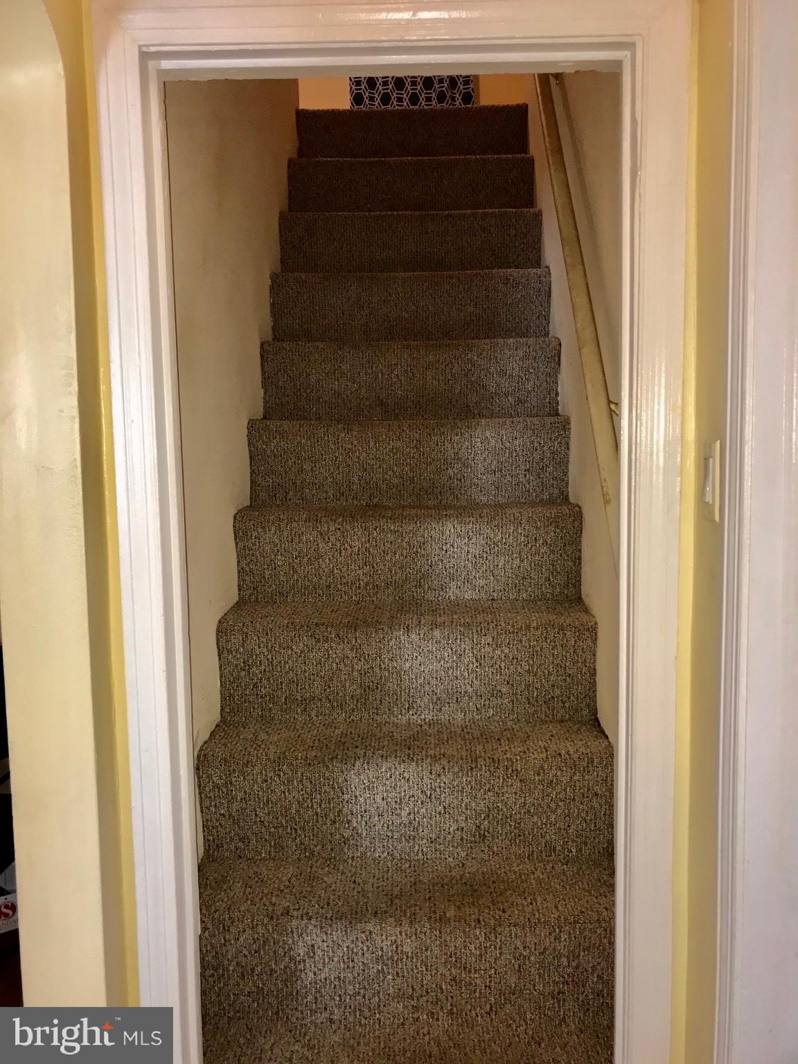 307 Edwards Drive Brookhaven, PA 19015 - Photo 19 of 33 Stairway to second floor