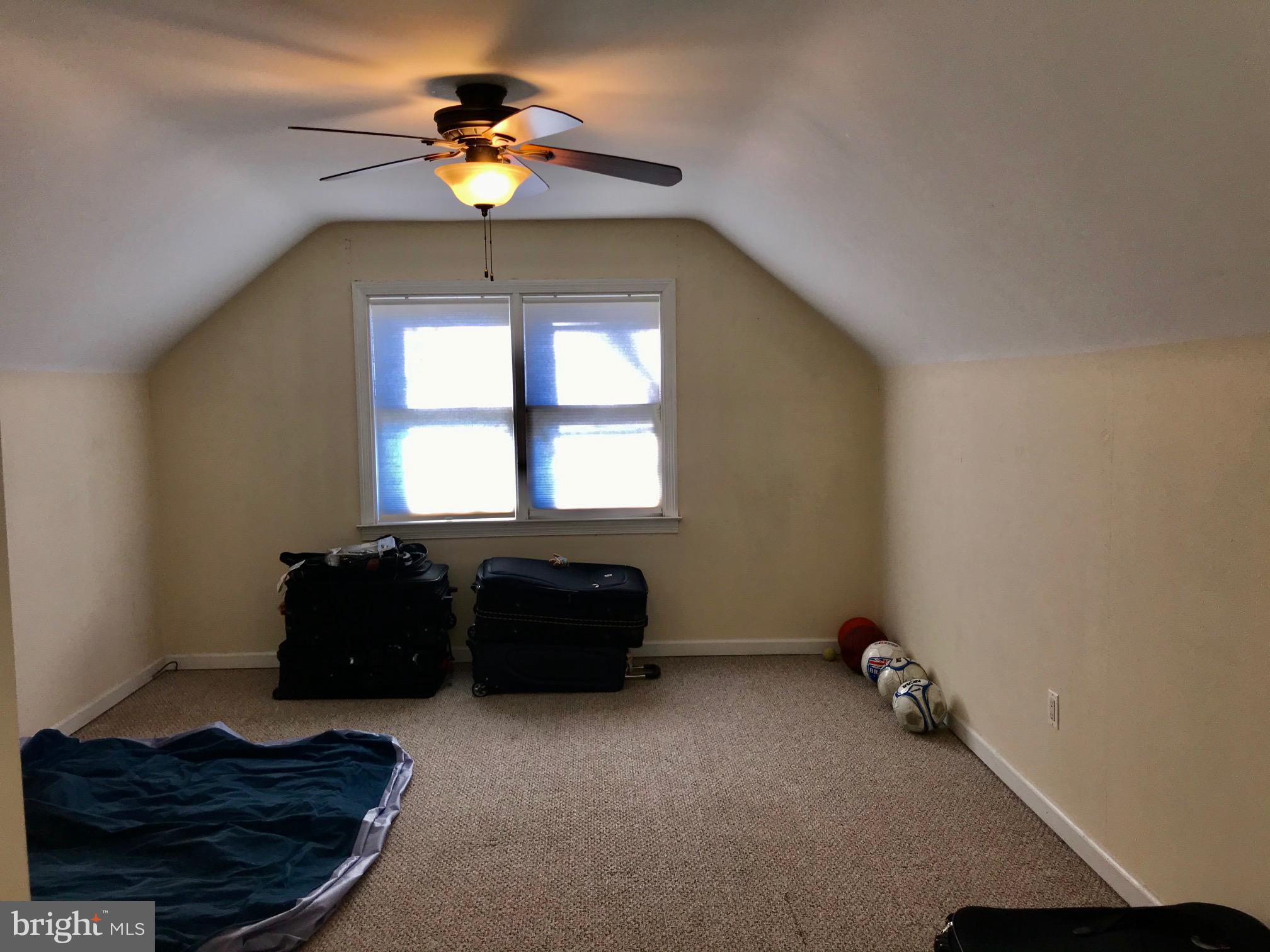 307 Edwards Drive Brookhaven, PA 19015 - Photo 24 of 33 Bedroom 3