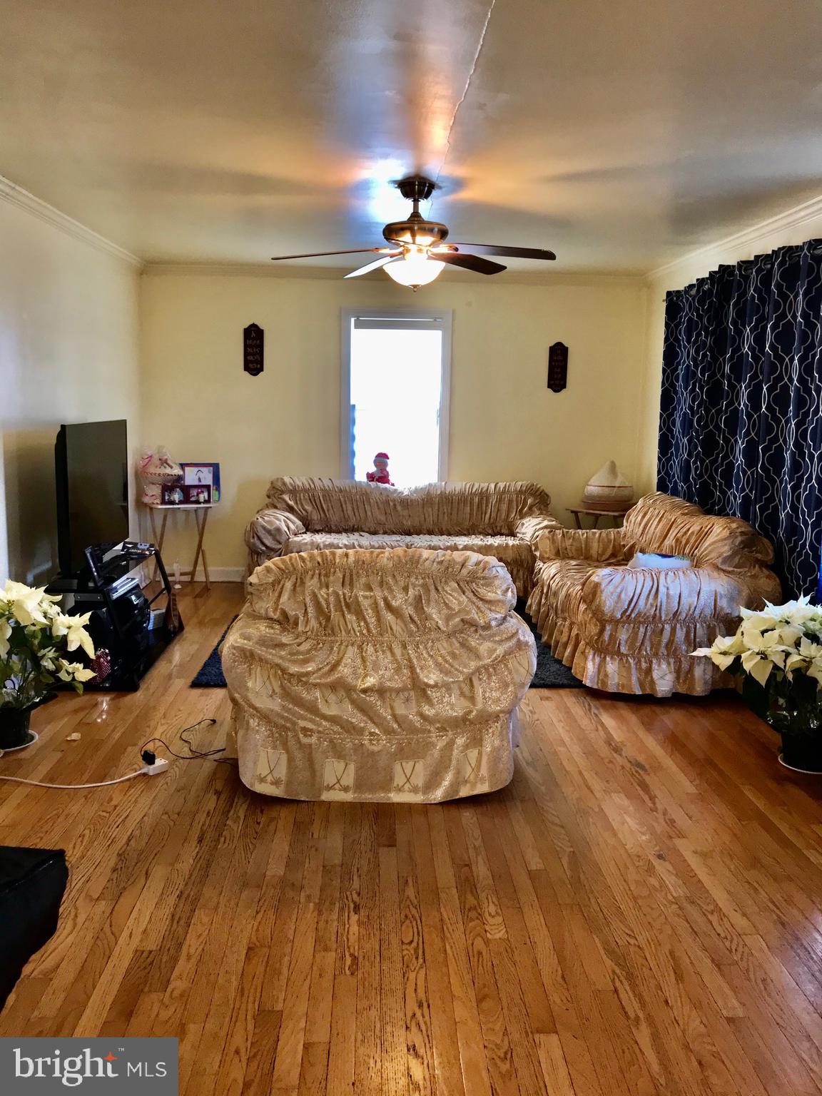 307 Edwards Drive Brookhaven, PA 19015 - Photo 7 of 33