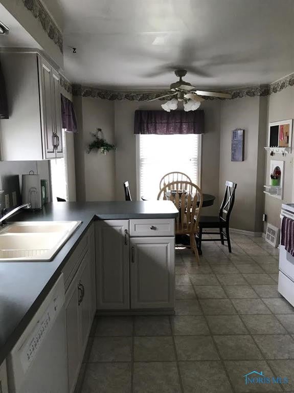 2626 Gracewood Road Toledo, OH 43613 - Photo 10 of 13 Gallery Image 10