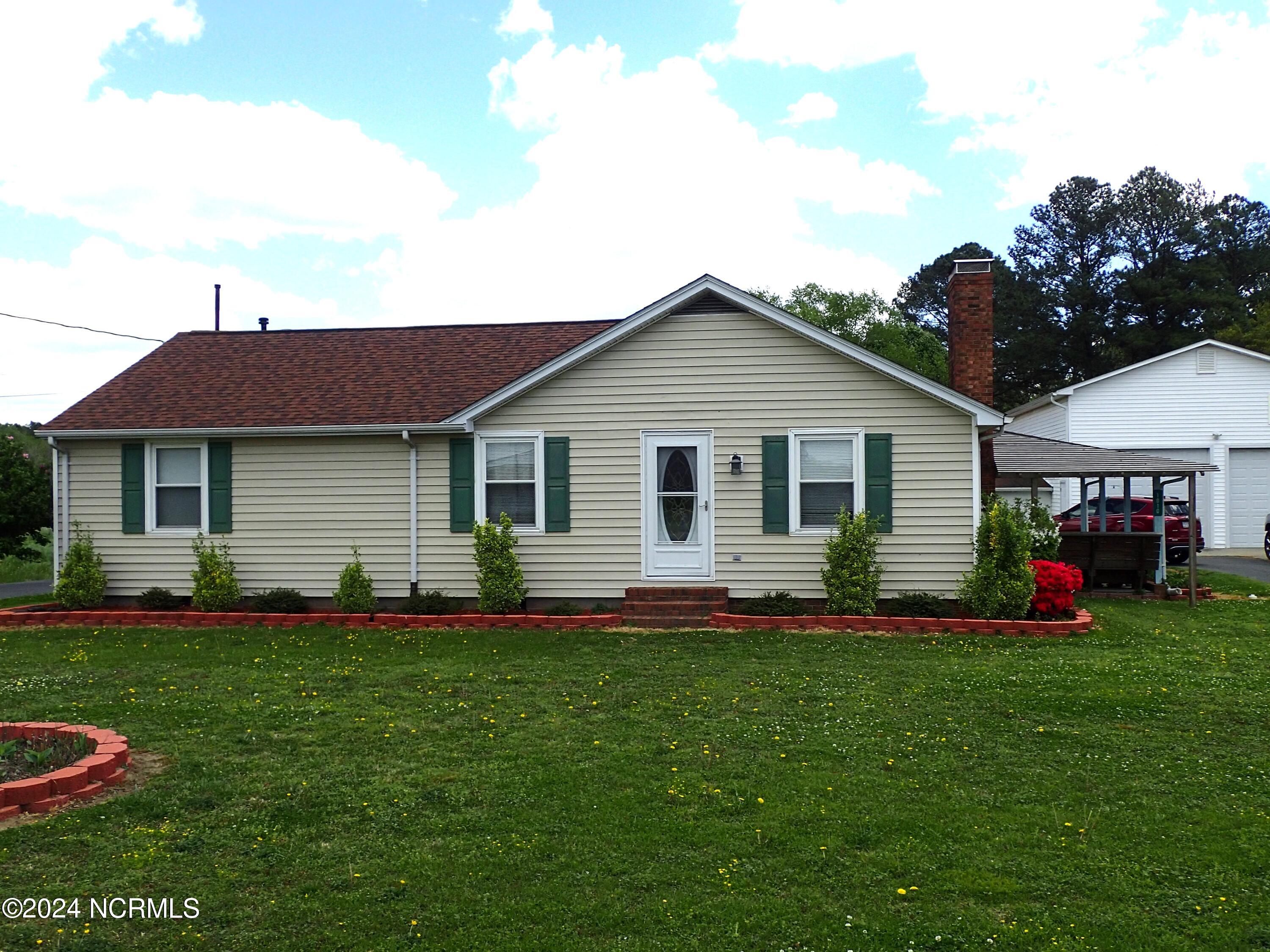 1010 North Academy St