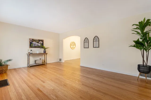 $450,000 | 1927 Warren Street, Evanston, IL 60202