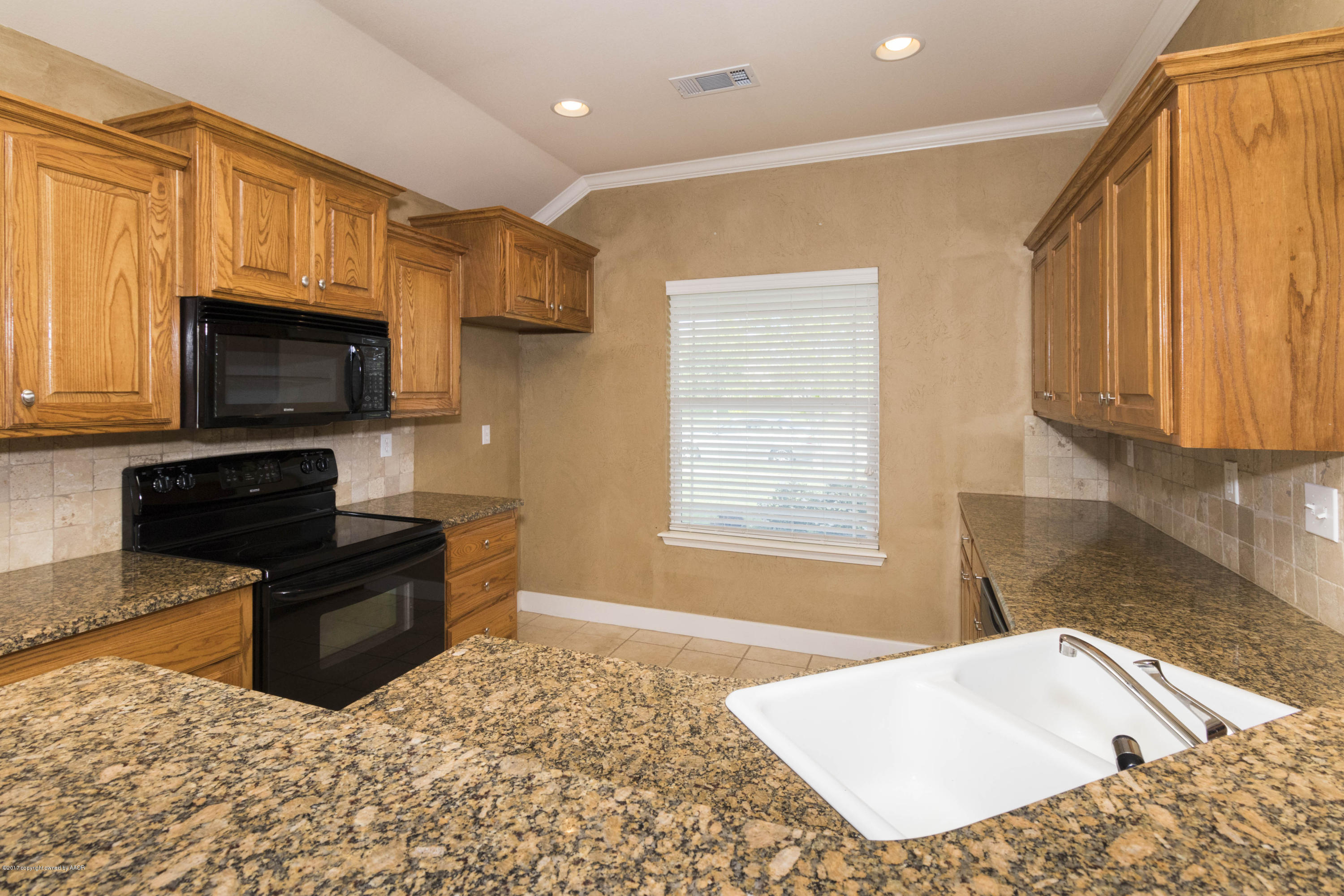 4208 Ross Street Amarillo, TX 79118 - Photo 8 of 31 008