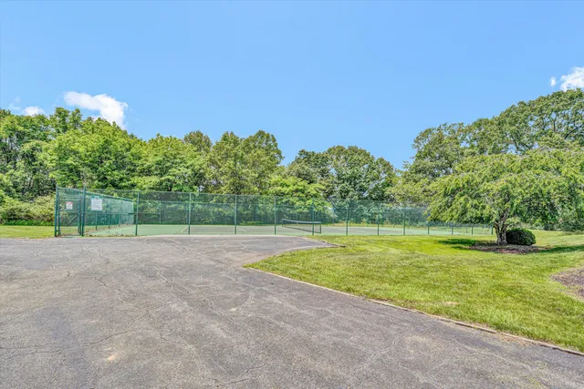 $199,950 | 1089 Bluewater Drive, Unit 414, Moneta, VA 24121