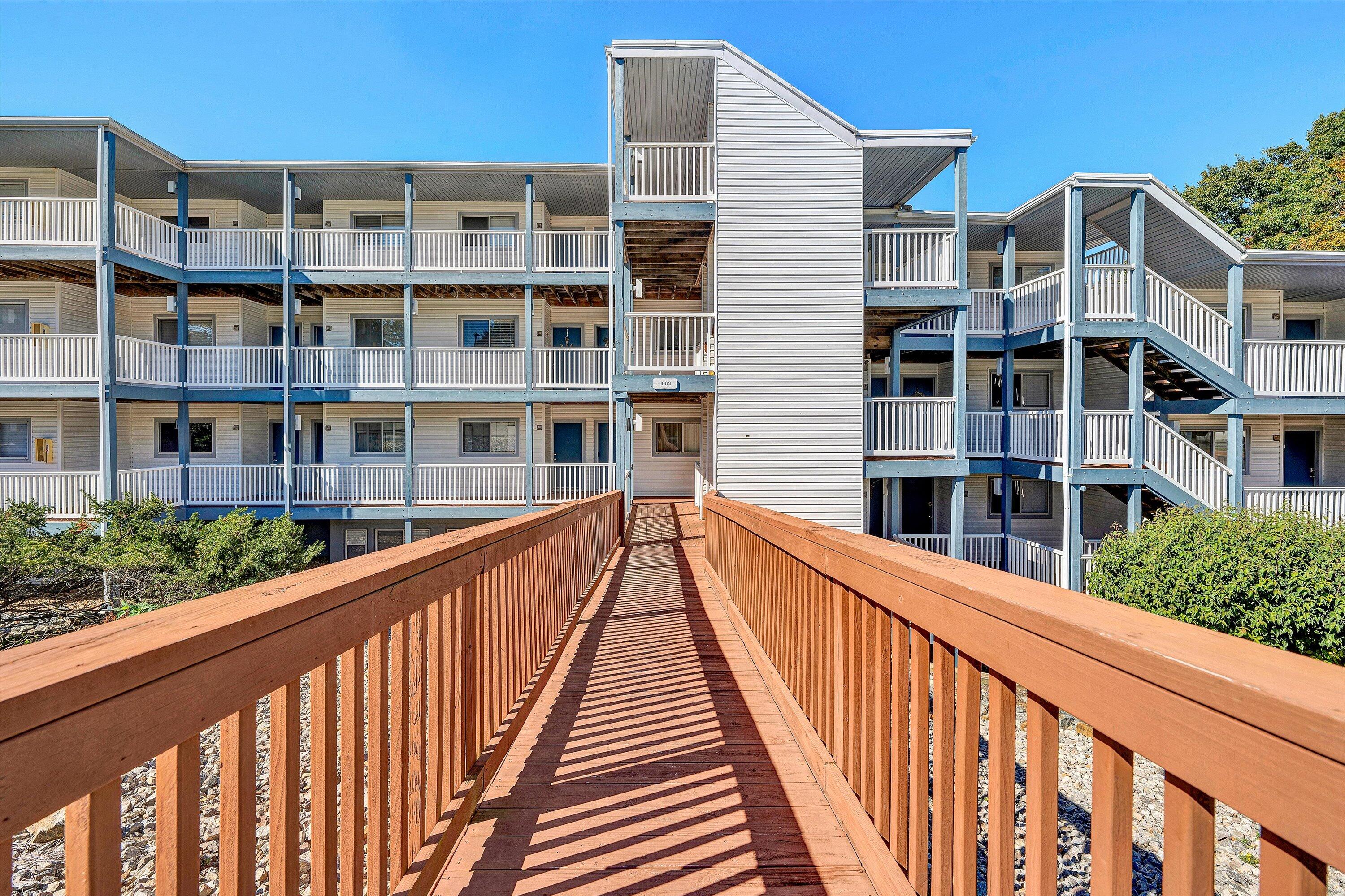 1089 Bluewater Drive, Unit 414 Moneta, VA 24121 - Photo 5 of 30 a view of building from balcony