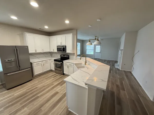$2,350 | 8938 Headstall Drive, Tomball, TX 77375
