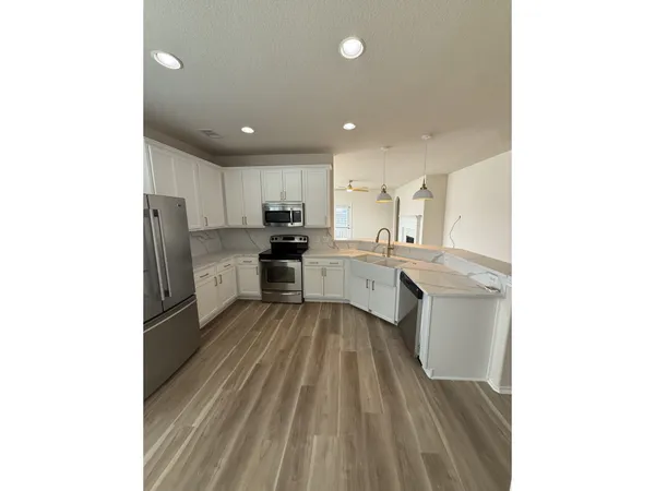 $2,350 | 8938 Headstall Drive, Tomball, TX 77375