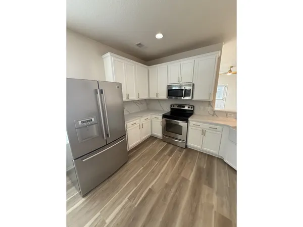 $2,350 | 8938 Headstall Drive, Tomball, TX 77375