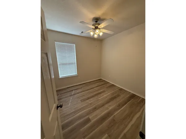$2,350 | 8938 Headstall Drive, Tomball, TX 77375
