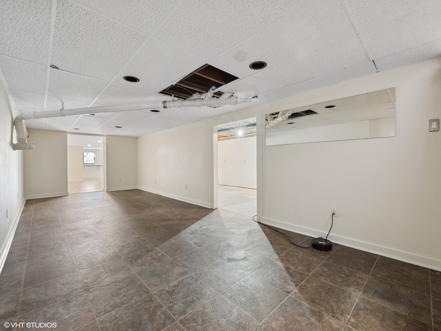 5881 Tipple Road Rockford, IL 61102 - Photo 32 of 32 a view of a garage