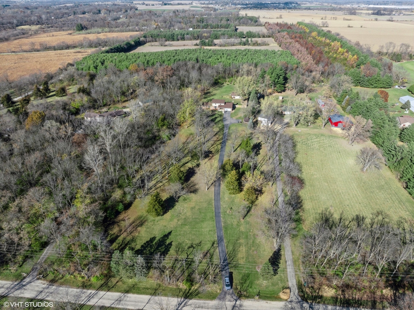 5881 Tipple Road Rockford, IL 61102 - Photo 5 of 32 a view of a town with trees