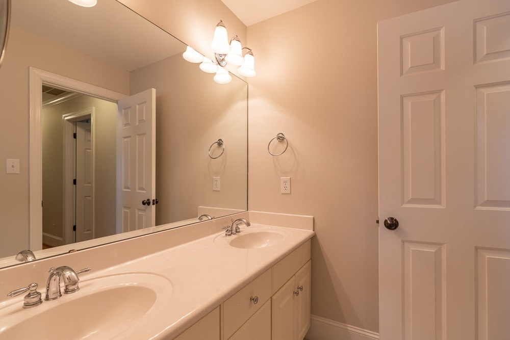 1121 Colonial Club Road Wake Forest, NC 27587 - Photo 23 of 30 Bathroom 2