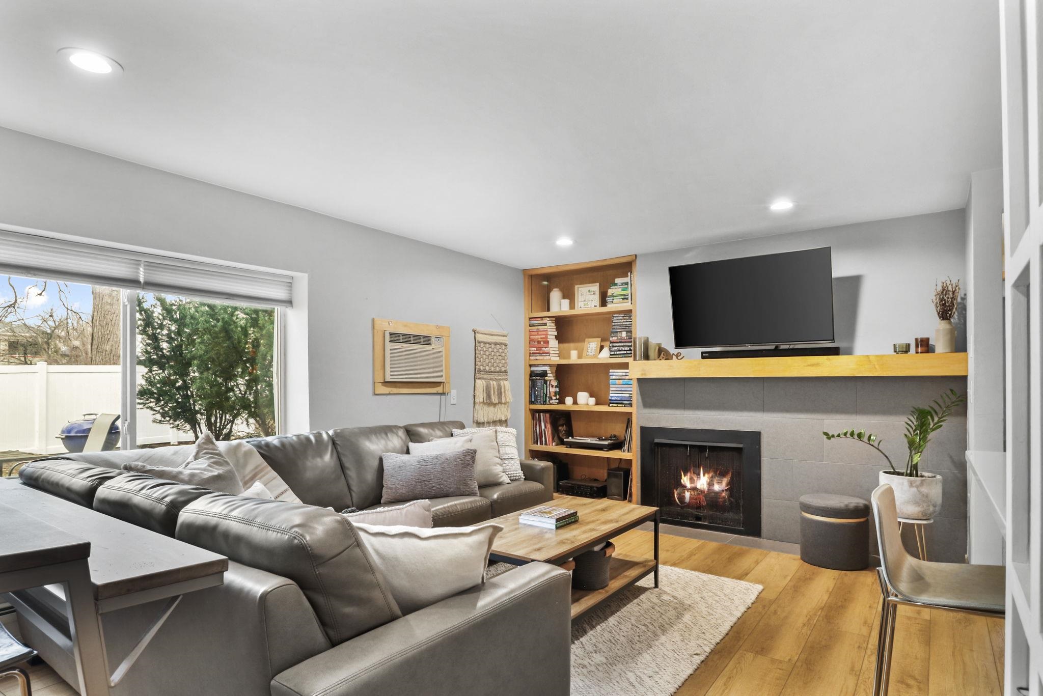 1014 Spaight Street, Unit 9 Madison, WI 53703 - Photo 1 of 36