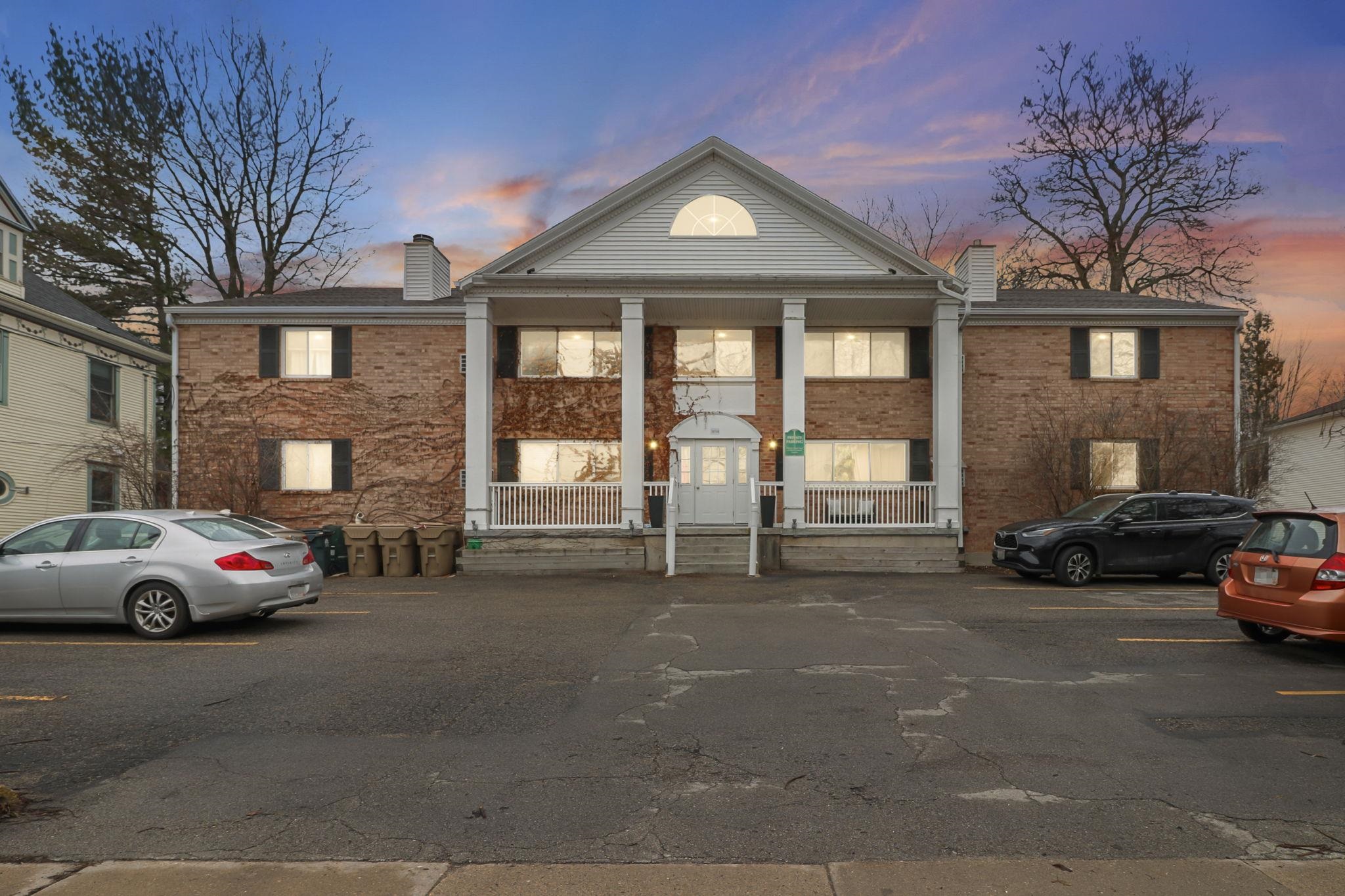 1014 Spaight Street, Unit 9 Madison, WI 53703 - Photo 33 of 36