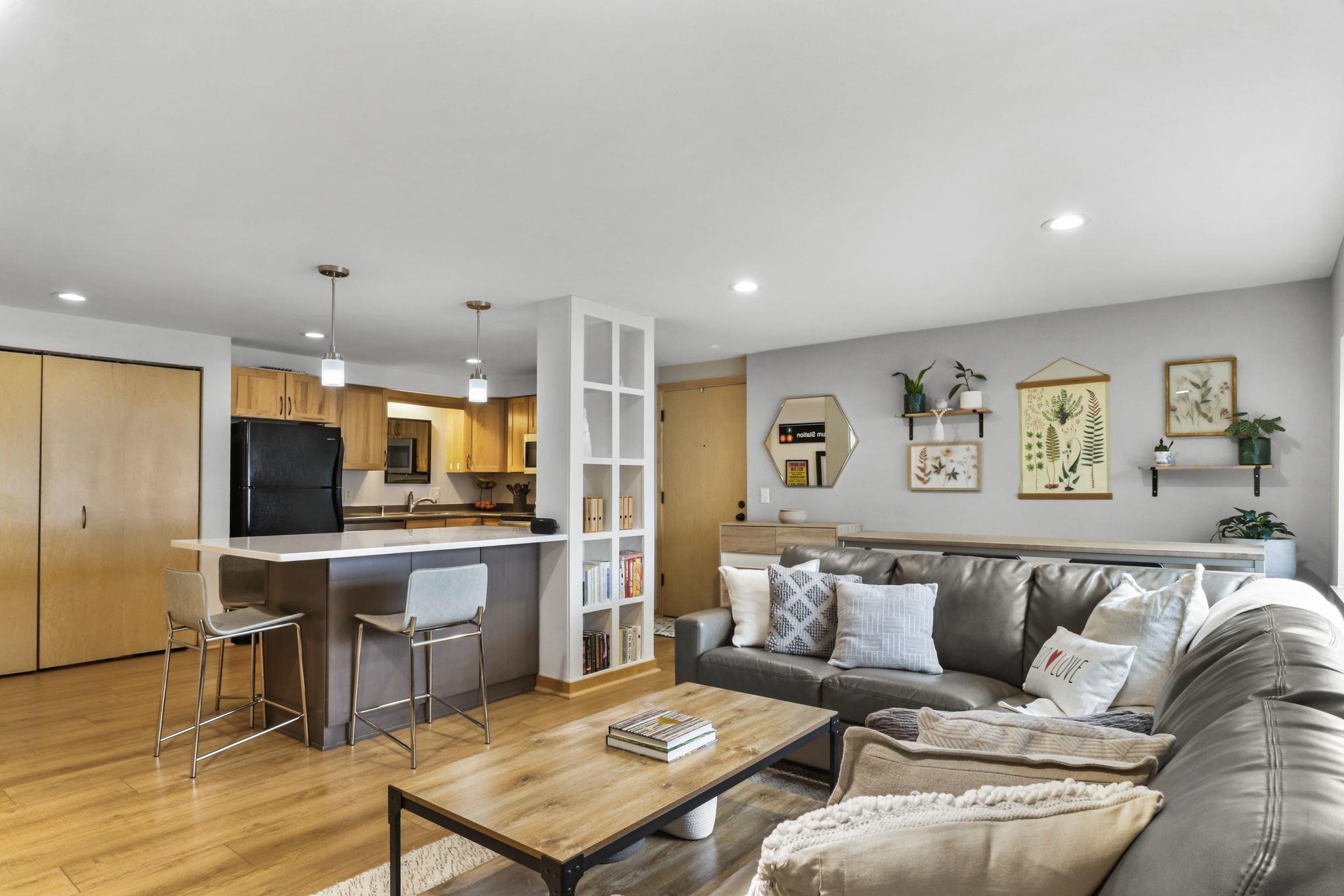 1014 Spaight Street, Unit 9 Madison, WI 53703 - Photo 5 of 36