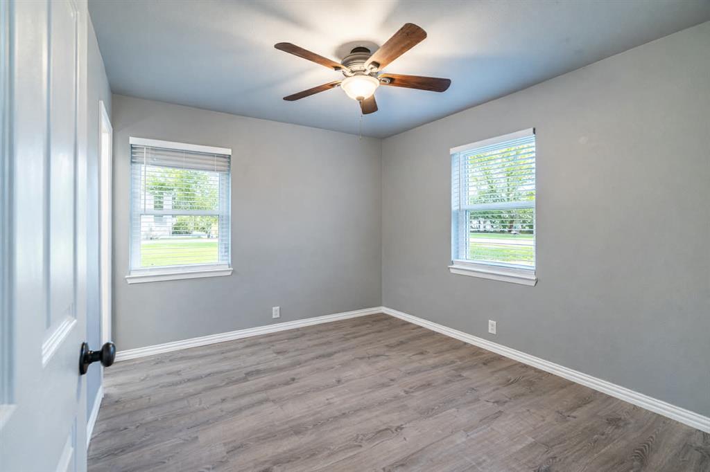 1025 5th Street Southwest Paris, TX 75460 - Photo 8 of 13