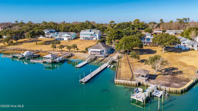 $499,000 | 754 Country Club Drive, Hampstead, NC 28443