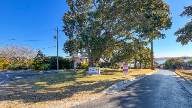 $499,000 | 754 Country Club Drive, Hampstead, NC 28443