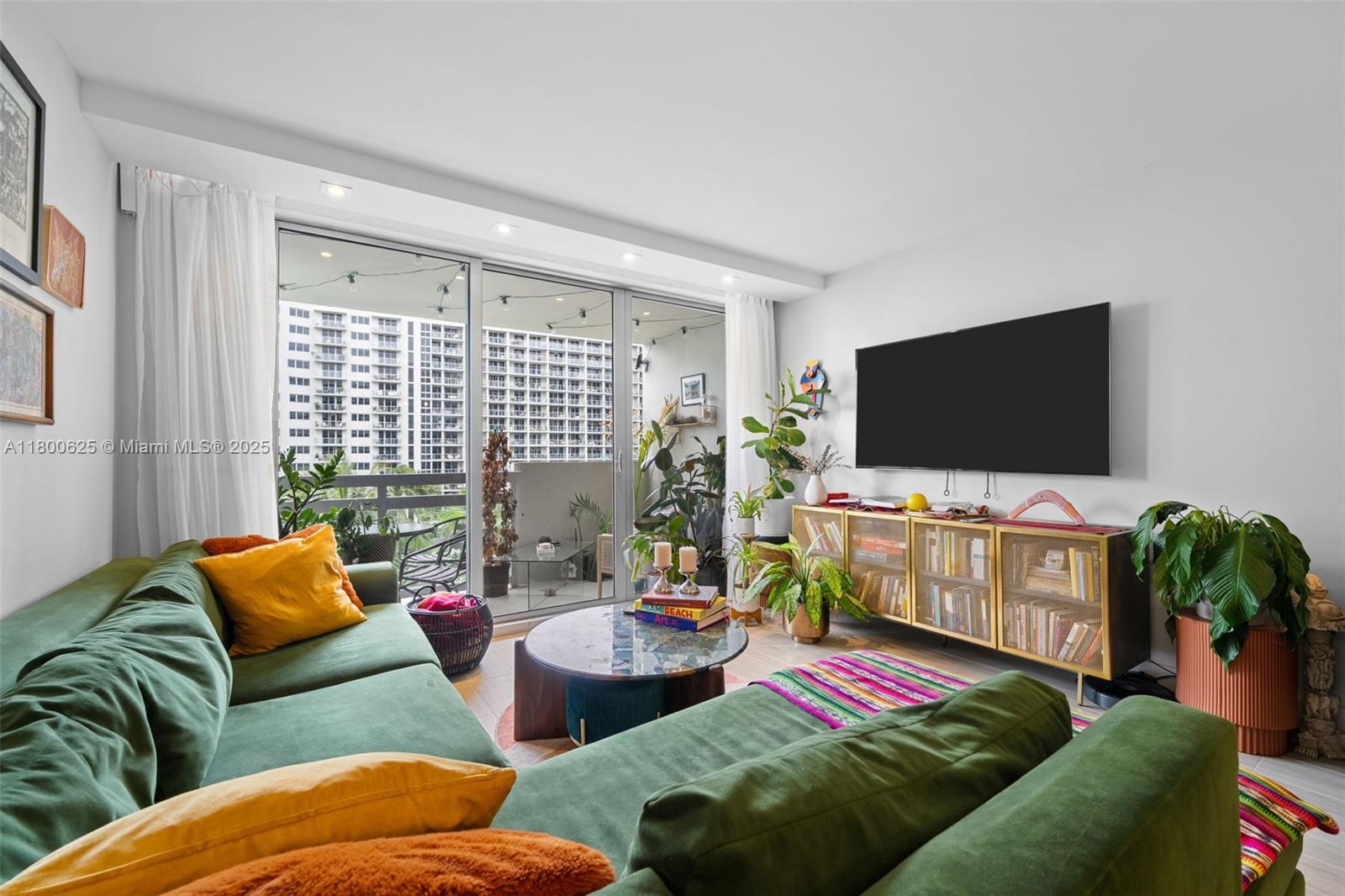 1500 Bay Road, Unit 648S Miami Beach, FL 33139 - Photo 26 of 38 Gallery Image 26