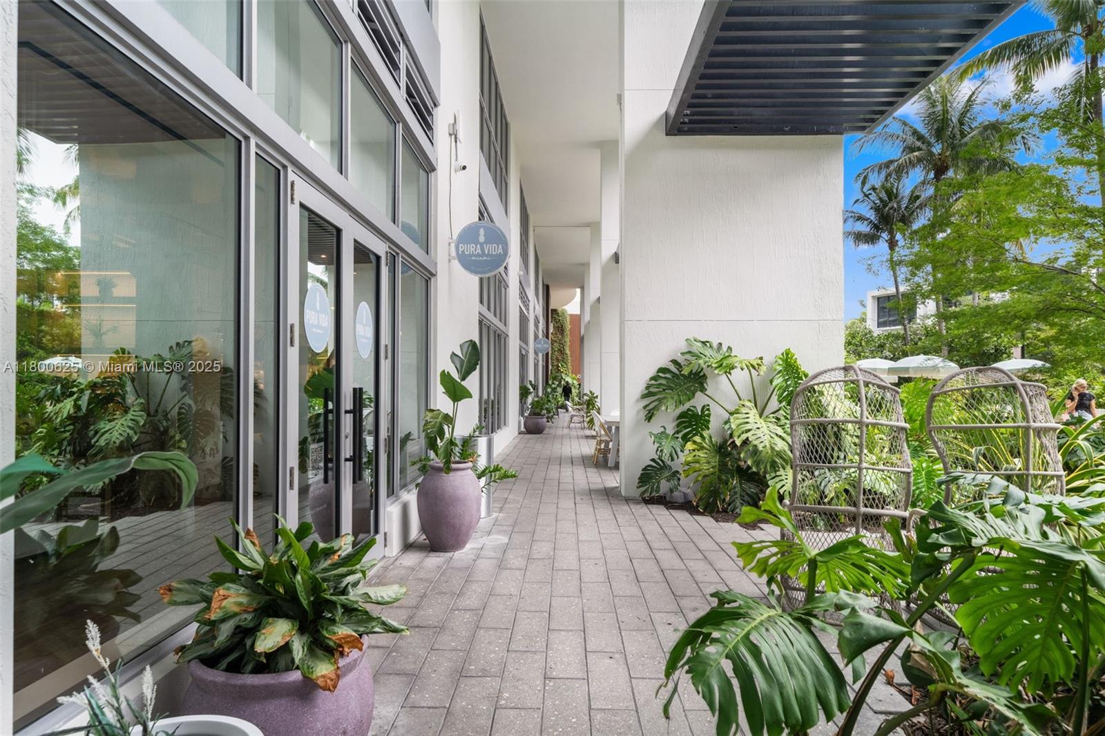 1500 Bay Road, Unit 648S Miami Beach, FL 33139 - Photo 9 of 38 Gallery Image 9