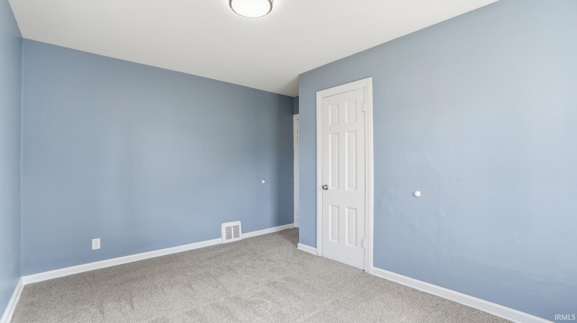 4105 Smith Street Fort Wayne, IN 46806 - Photo 16 of 36