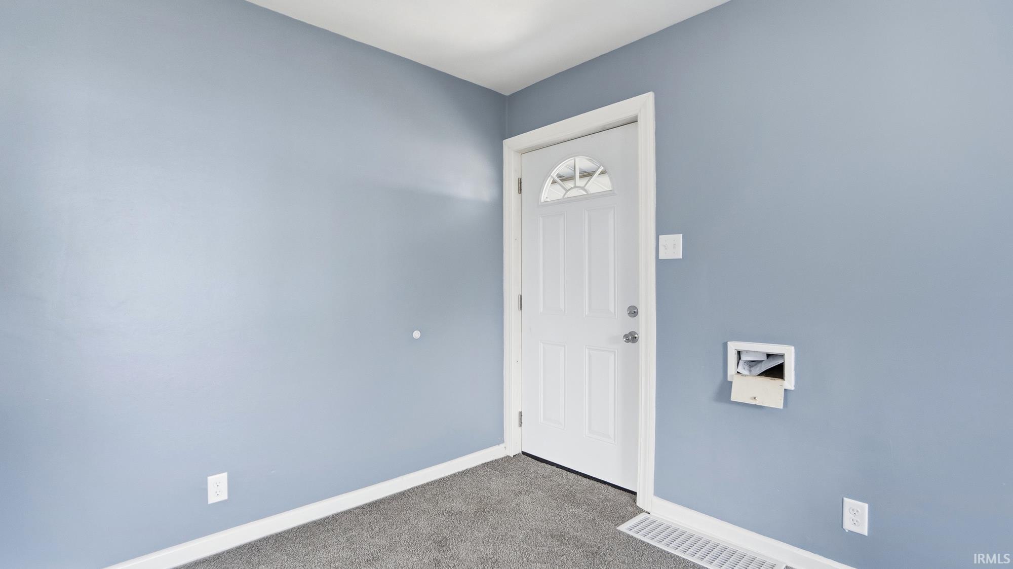 4105 Smith Street Fort Wayne, IN 46806 - Photo 20 of 36