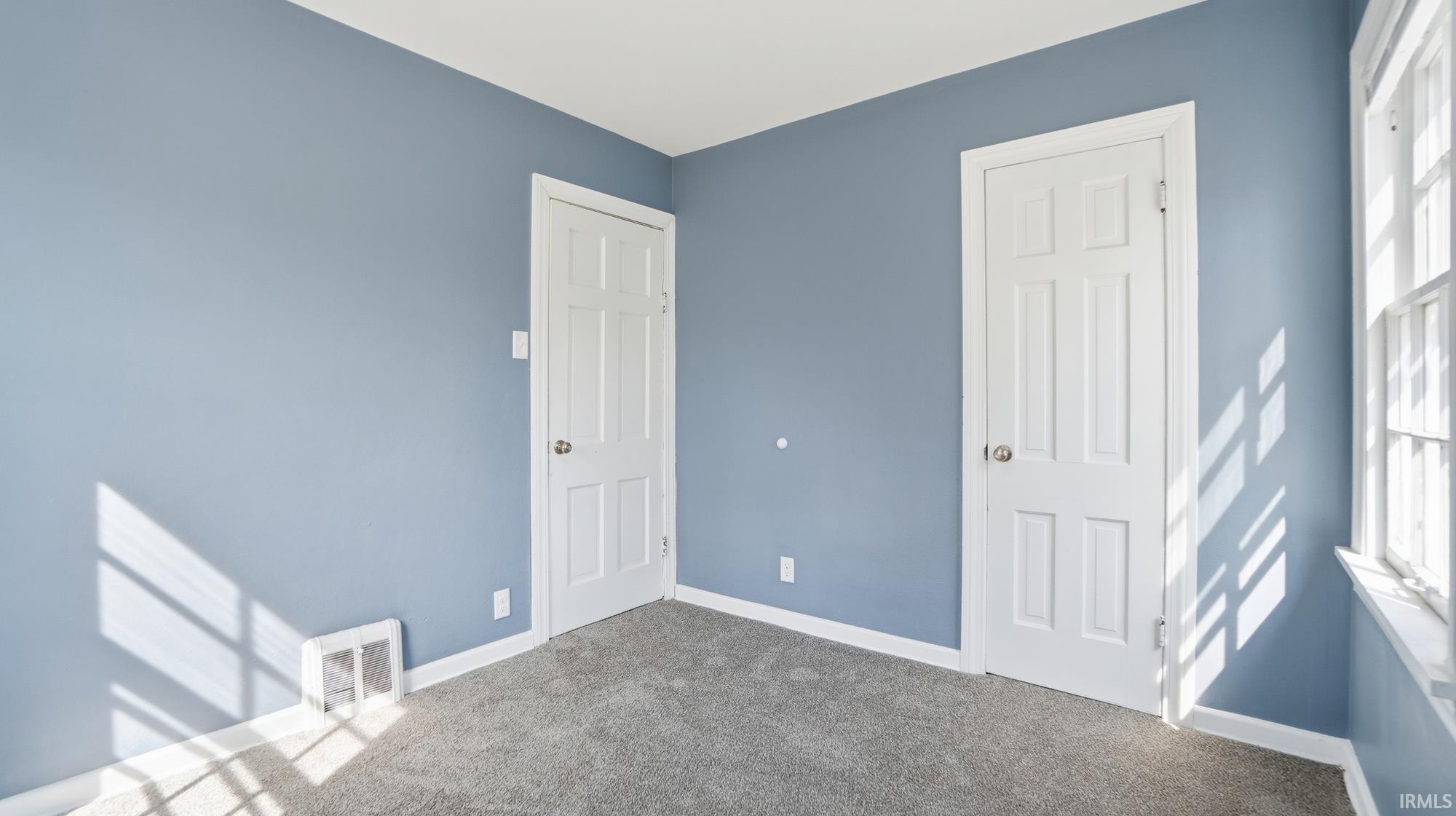 4105 Smith Street Fort Wayne, IN 46806 - Photo 22 of 36