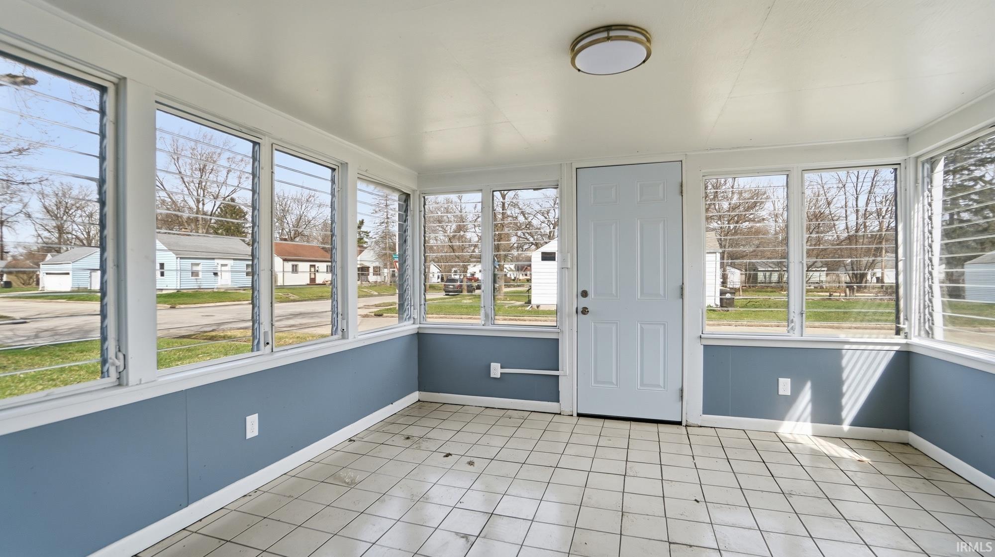 4105 Smith Street Fort Wayne, IN 46806 - Photo 28 of 36