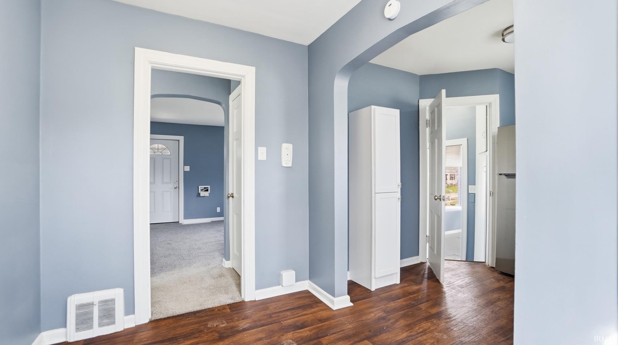 4105 Smith Street Fort Wayne, IN 46806 - Photo 7 of 36
