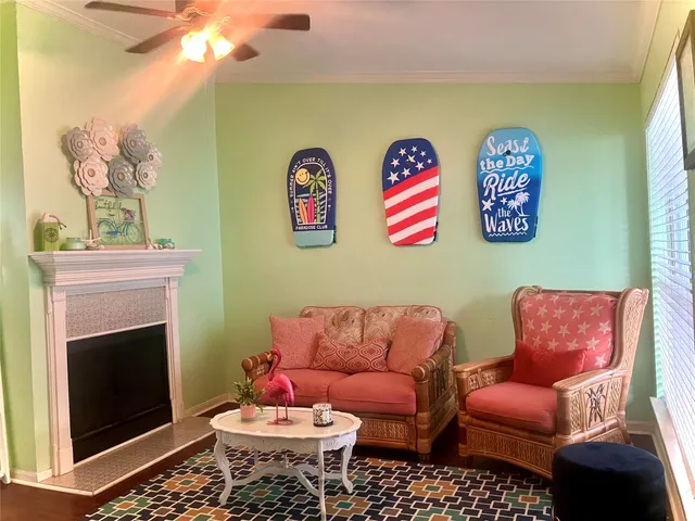 a sign that is on the wall