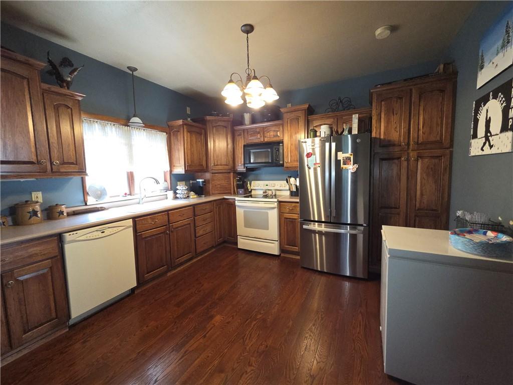 534 East Pearl Street Butler, PA 16001 - Photo 14 of 36