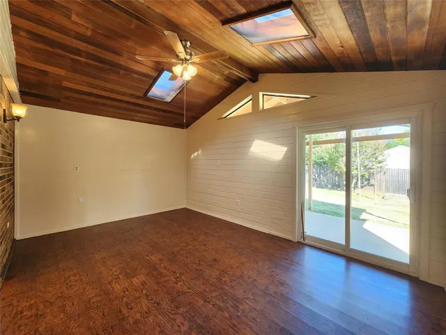 $2,300 | 3800 North Magnolia Court, Flower Mound, TX 75028