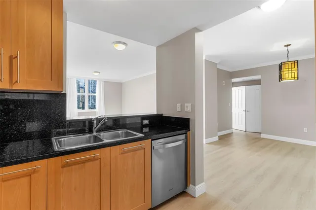 $3,200 | 511 Southeast 5th Avenue, Unit 910, Fort Lauderdale, FL 33301