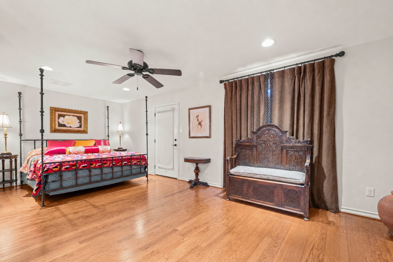 204 Adams Street Georgetown, TX 78628 - Photo 31 of 33 Main Floor can be used as a guest bedroom, or flex space. Has it's own entrance and full bathroom.