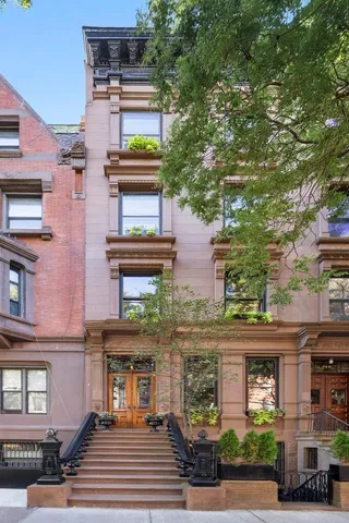$9,950,000 | 138 West 82nd Street | Upper West Side