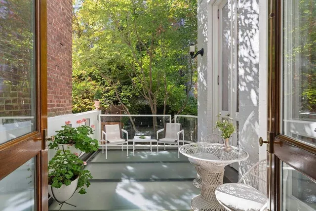 $9,950,000 | 138 West 82nd Street | Upper West Side