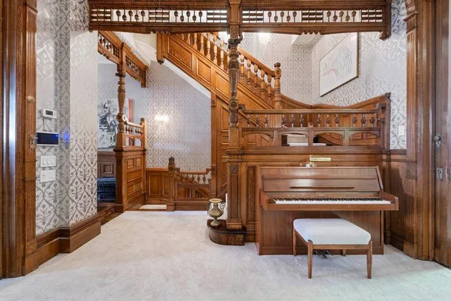 $9,950,000 | 138 West 82nd Street | Upper West Side