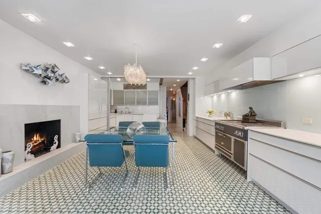 $9,950,000 | 138 West 82nd Street | Upper West Side