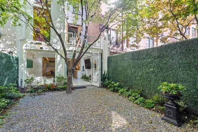 $9,950,000 | 138 West 82nd Street | Upper West Side