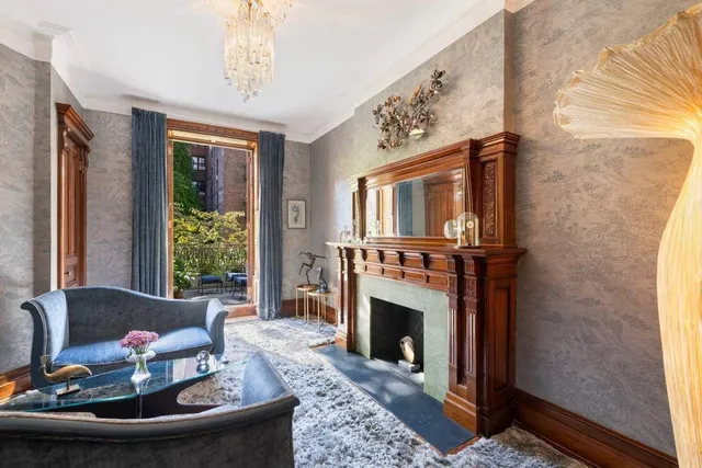 $9,950,000 | 138 West 82nd Street | Upper West Side