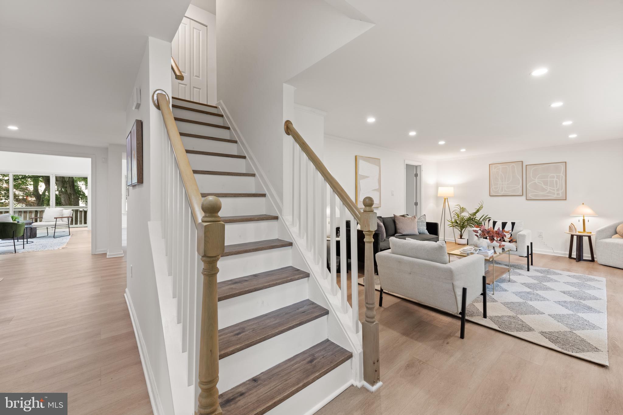 1028 Windmill Lane Silver Spring, MD 20905 - Photo 3 of 40 Gallery Image 3